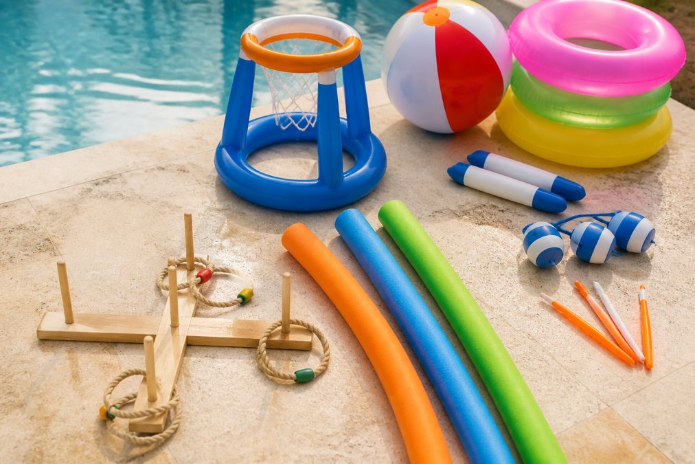 Best Pool Games for Vacation Rentals: 10 Guest Favorites